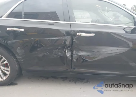 2017 Chrysler 300C z USA, uszkodzony, nr VIN 2C3CCAEG1HH566440